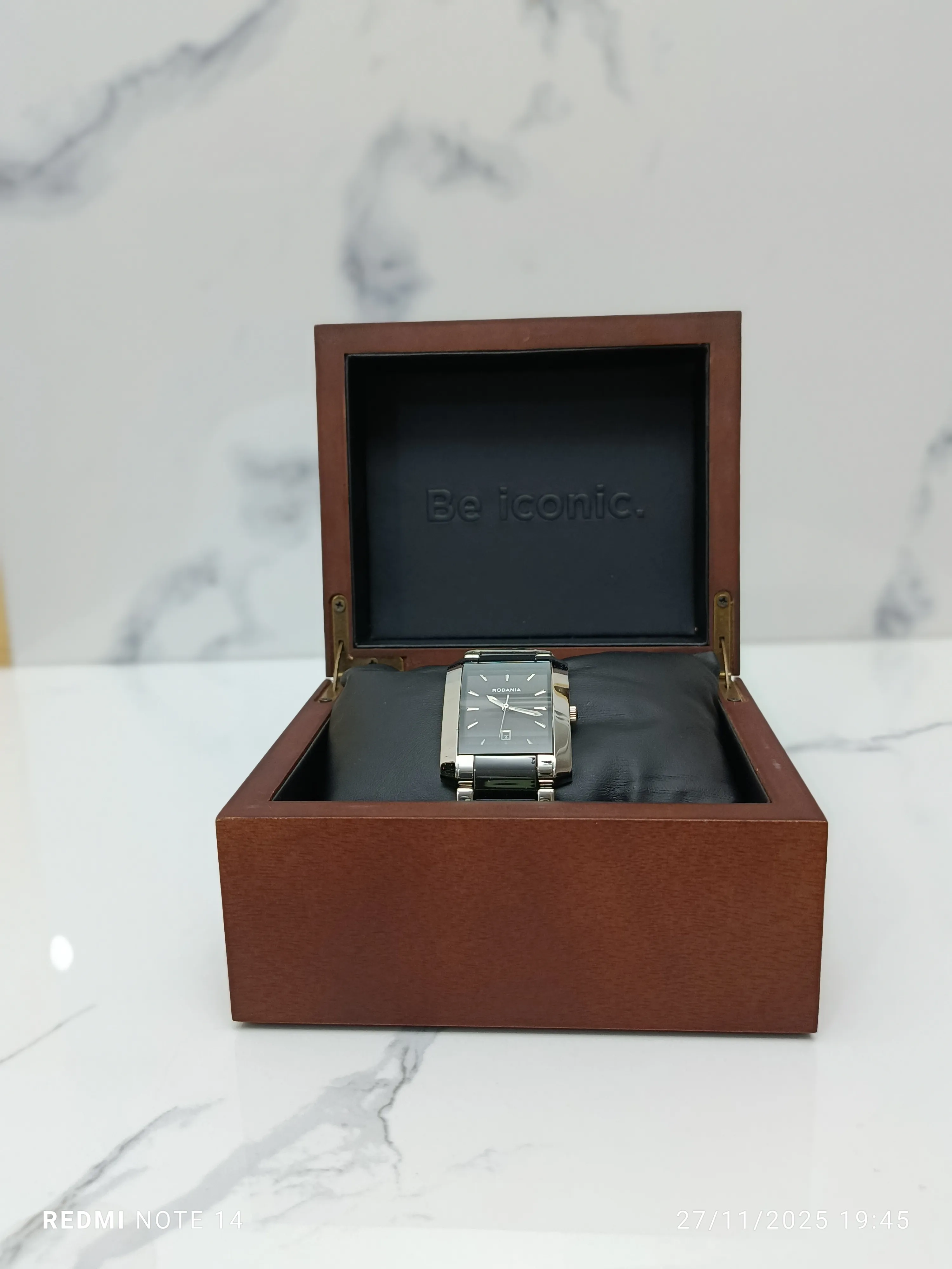 Montre Rodania Homme RO062H