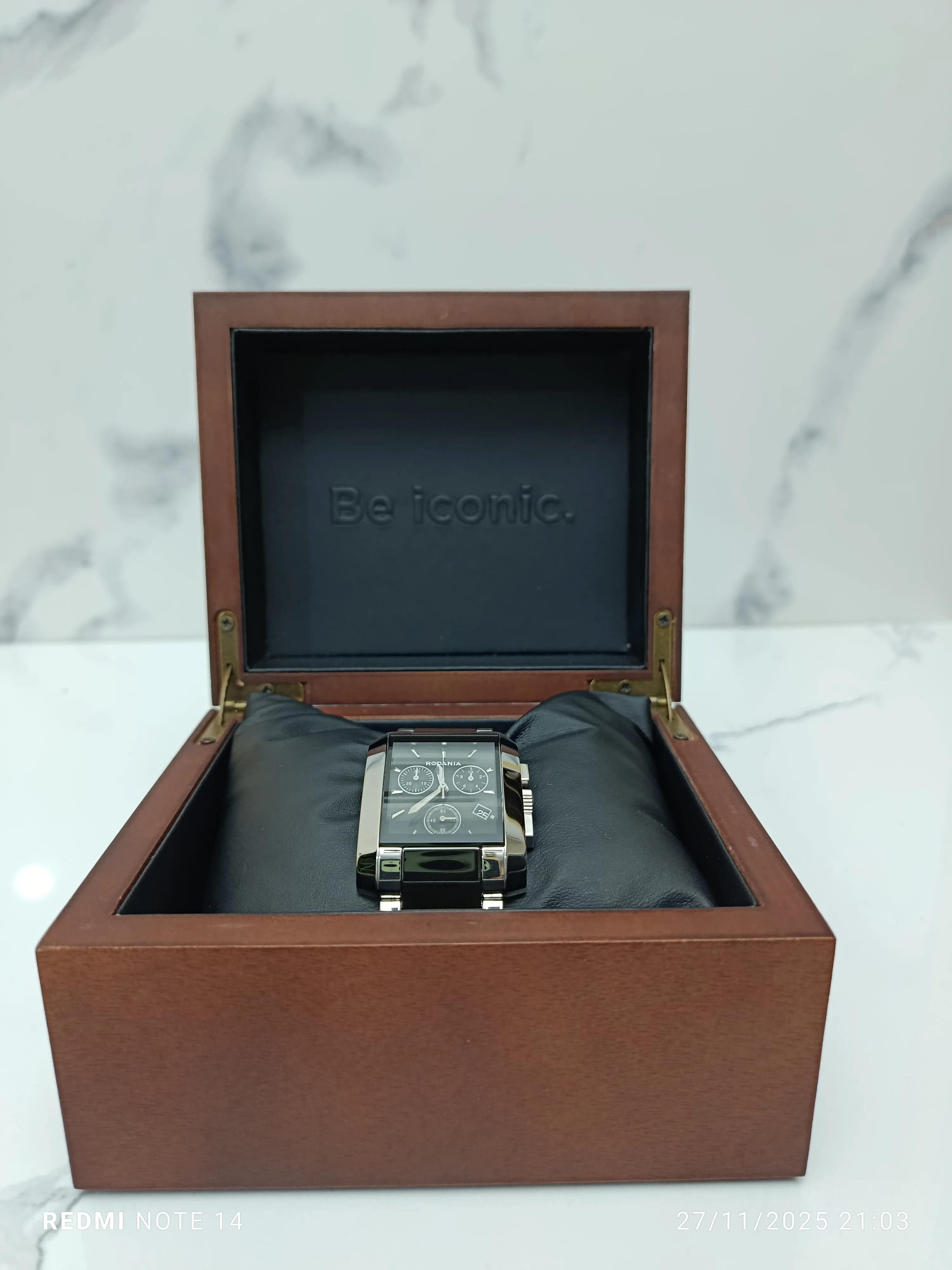 Montre Rodania Homme RO073H